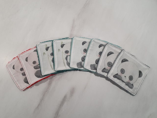 Lot de 8 lingettes Panda