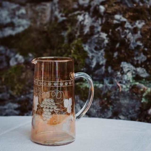 Wasserkrug  Karaffe Weinreben Amber Trauben Karaffe
