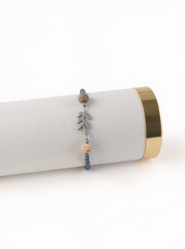 Bracelet feuille argenté en micro-macramé