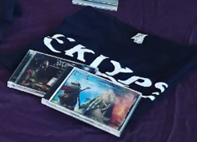 Pack 2 CD + T-shirt (Back to Brüton + folki.jigs@gobeleijn.ek)