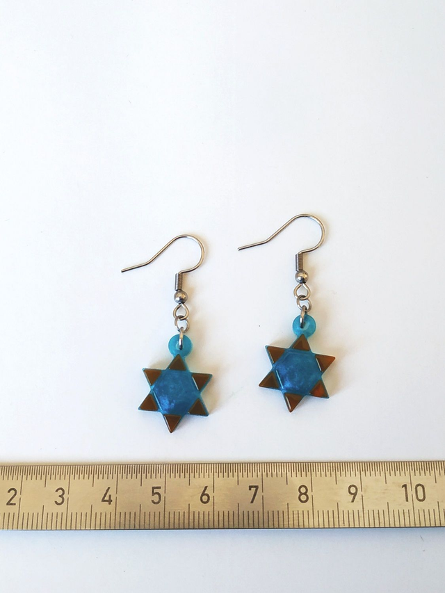 Boucles d'oreilles étoile bleutée