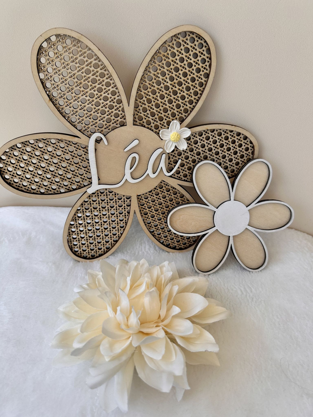 Marguerite en bois effet rotin 