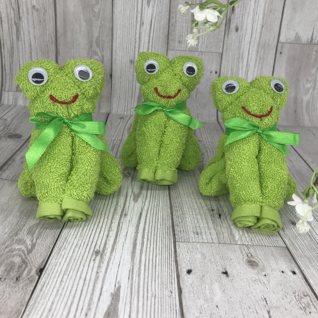 Frog Flanimal⢠reusable cotton flannel