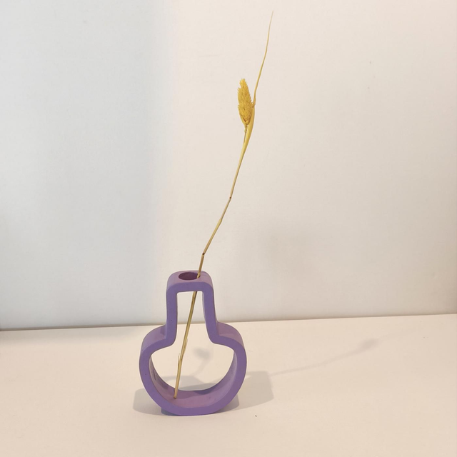 Vase déco “Épure” – design ajouré et fleurs séchées  