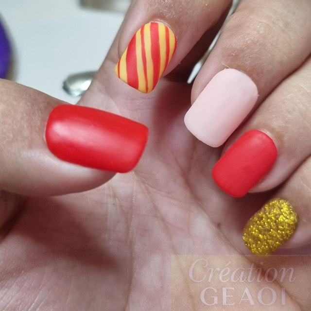 Scarlett cup little carré S créer sur commande délai de 7jours ouvrable 