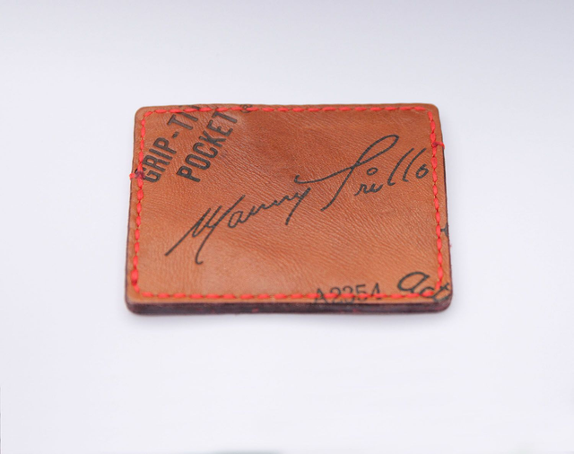 Pochette porte carte bleue cuir maroquinerie, faite à la main à partir d'un gant de baseball signé Vintage de marque, et porte clefs (handmade)