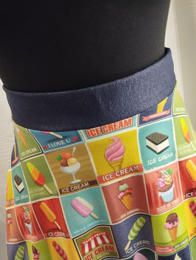 Jupe Modèle Ice Cream T44/48