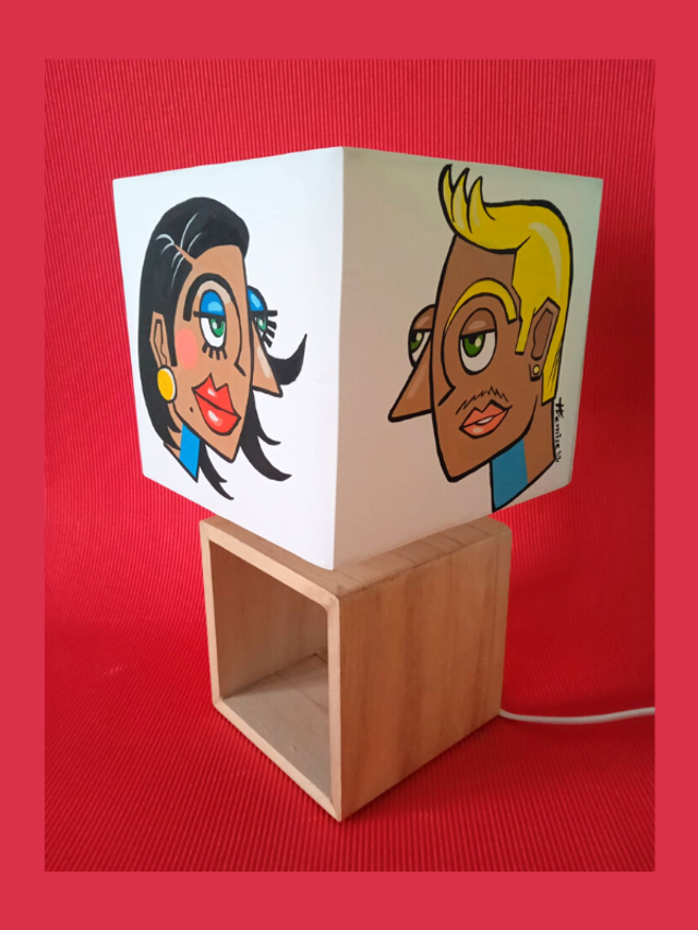 O2-3.1 - Lampe  au  4 visages 