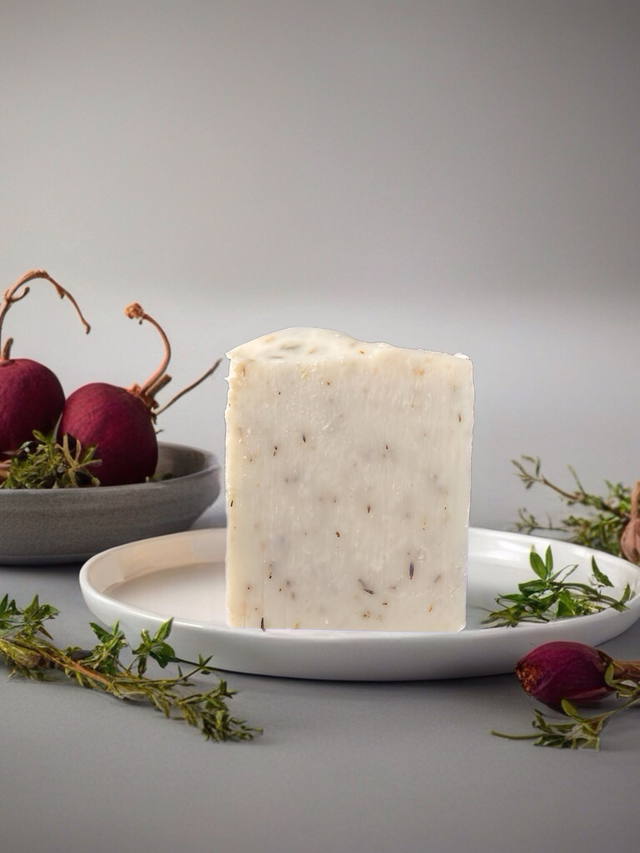 Punajuuri-timjamisaippua