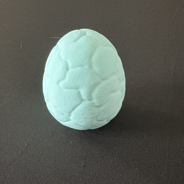 Blue mystery egg (come with a small articulated animal in side as a mystery) 