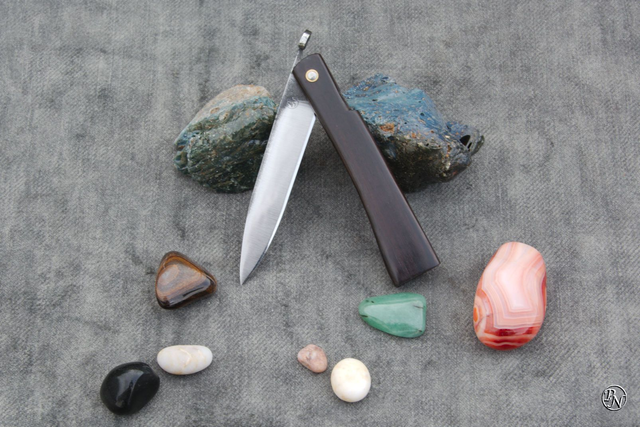 Piémontais forgé ébène n° 1