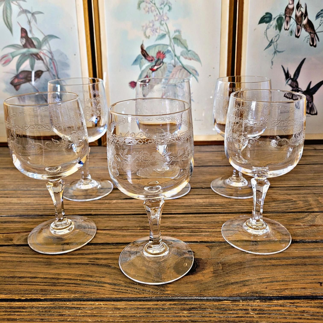 Verres à vin eau cristal gravé, Cristal d'Arques Matignon 