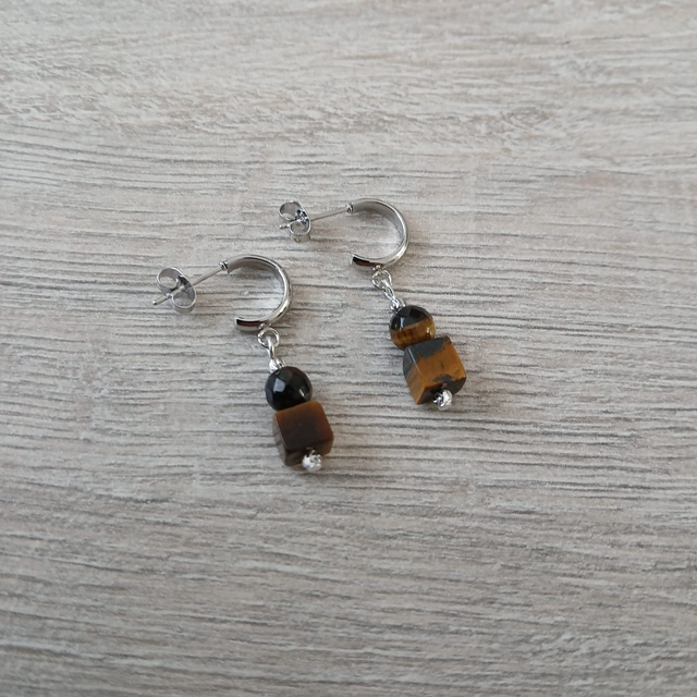 Oorbellen – Tijgeroog hanger aan creool – zilverkleurig RVS (1.293)