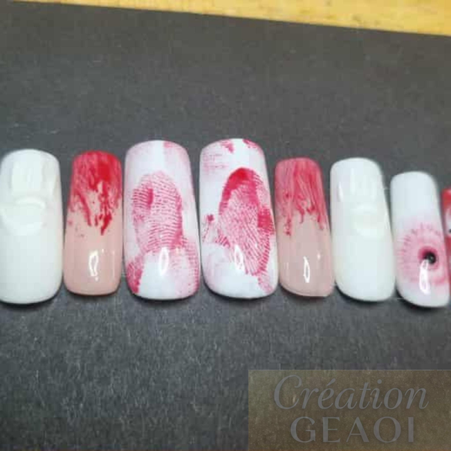 Blood Halloween 2025 little Carré M créer sur commande délai de 7jours ouvrable