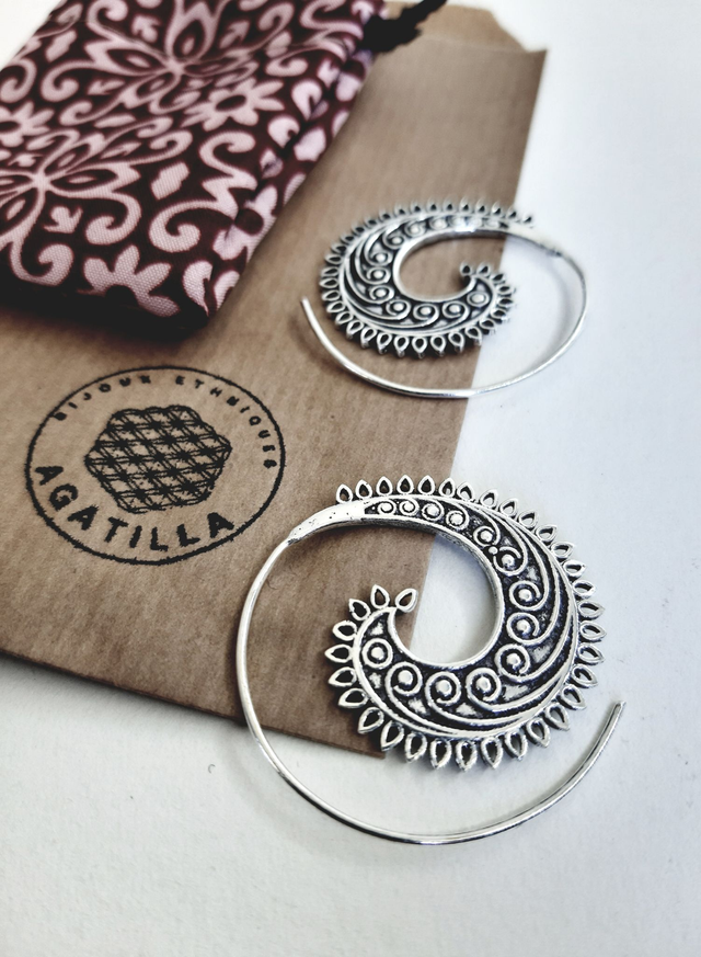 BOUCLES SPIRALES ETHNIQUE CASHEMIRE  ARTISANAT INDE