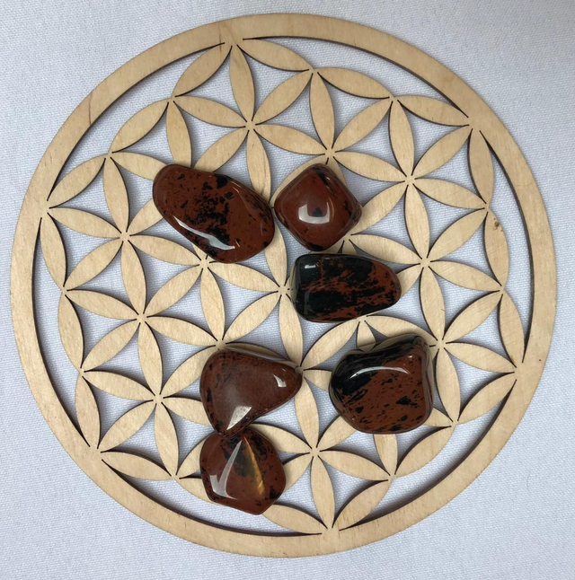 Pierre roulée en Obsidienne Acajou