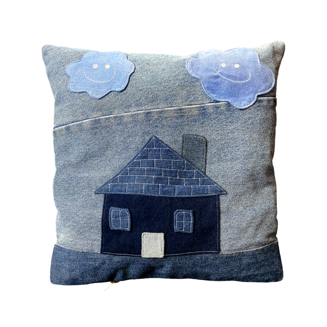 PILLOW CHILDREN&#039;S DRAWING