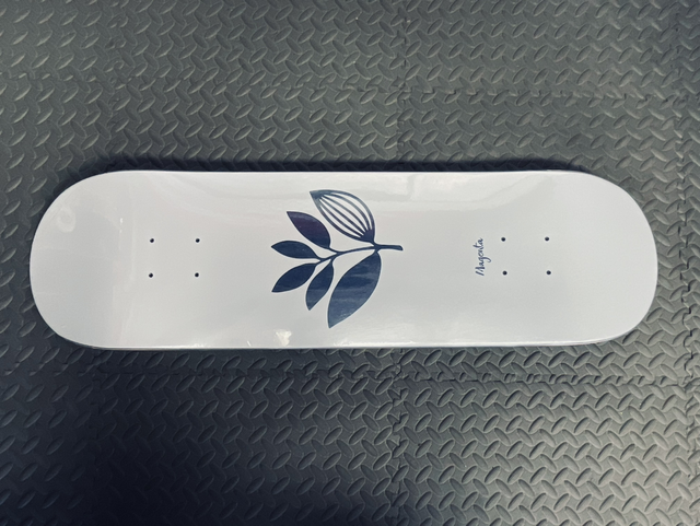 Magenta Skateboards - plant - 8,5“