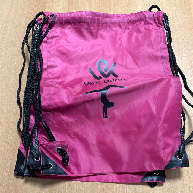 Rugtas Turnen dames roze zwart opdruk