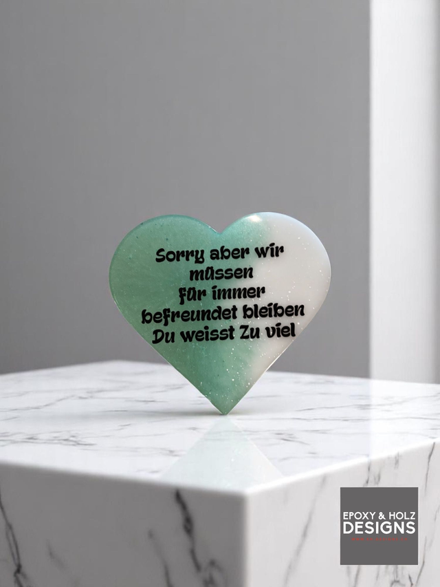 Herz-Untersetzer aus Epoxidharz – liebevoll, einzigartig & persönlich