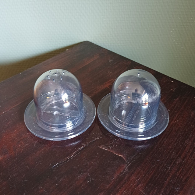 Heiwi | Peper- en zoutstelletje &#039;Jörn Collectie&#039; (afmetingen 17,0 x 8,5 x 6 cm) 2-delig Minimalistisch ontwerp Grijs transparant | Vintage