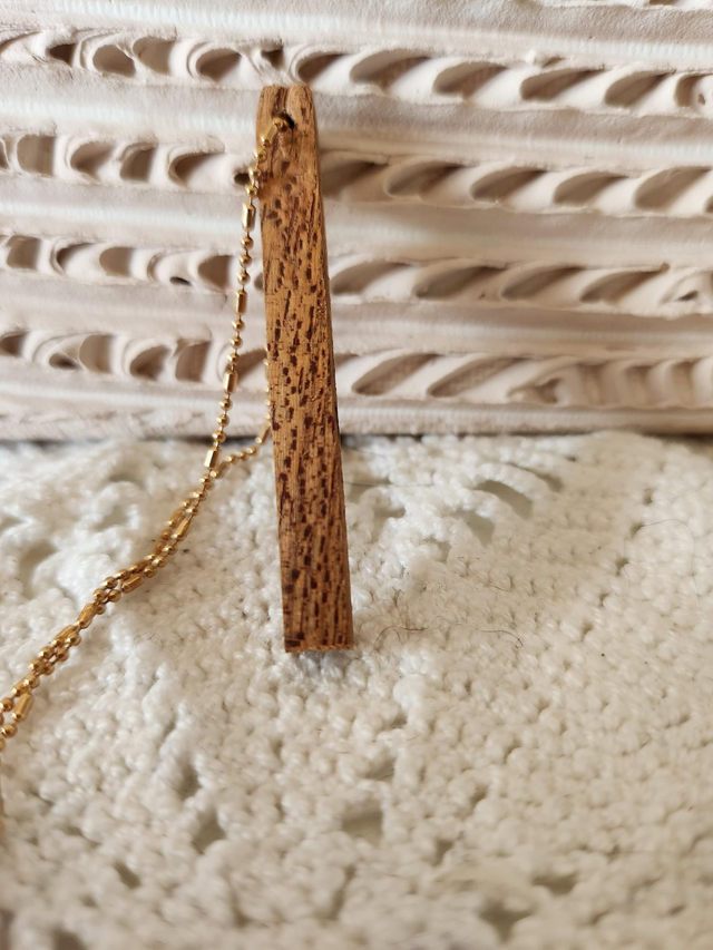 Collier pendentif rectangle bois