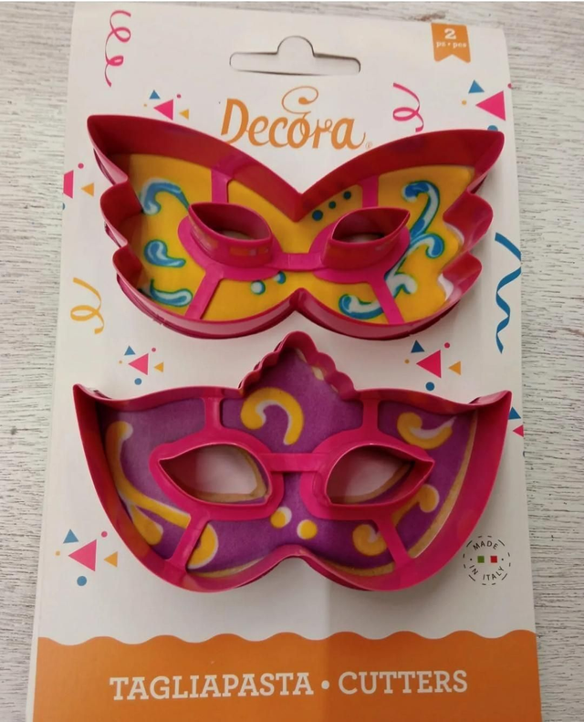 Set 2 pezzi Tagliapasta Decora Mascherine di Carnevale 