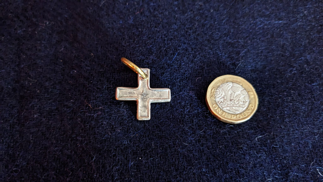 Silver cross pendant