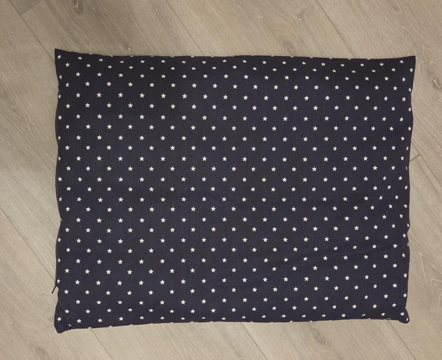Hunde-Kissen 50x65cm "blau mit Sternen"
