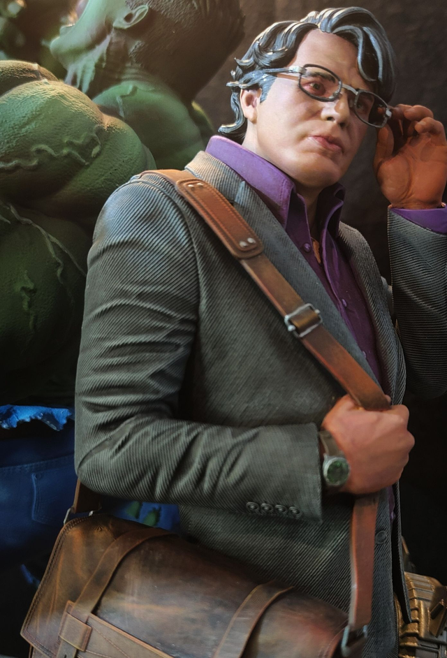 Statue BRUCE BANNER (Hulk) série movie