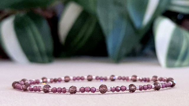 Bracelet | Grenat - Délicat