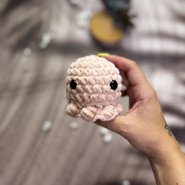 Porte-clés poulpe tout doux beige rosé 