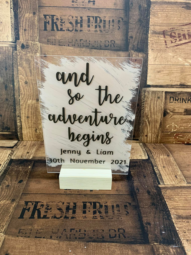 Acrylic wedding sign rectangular