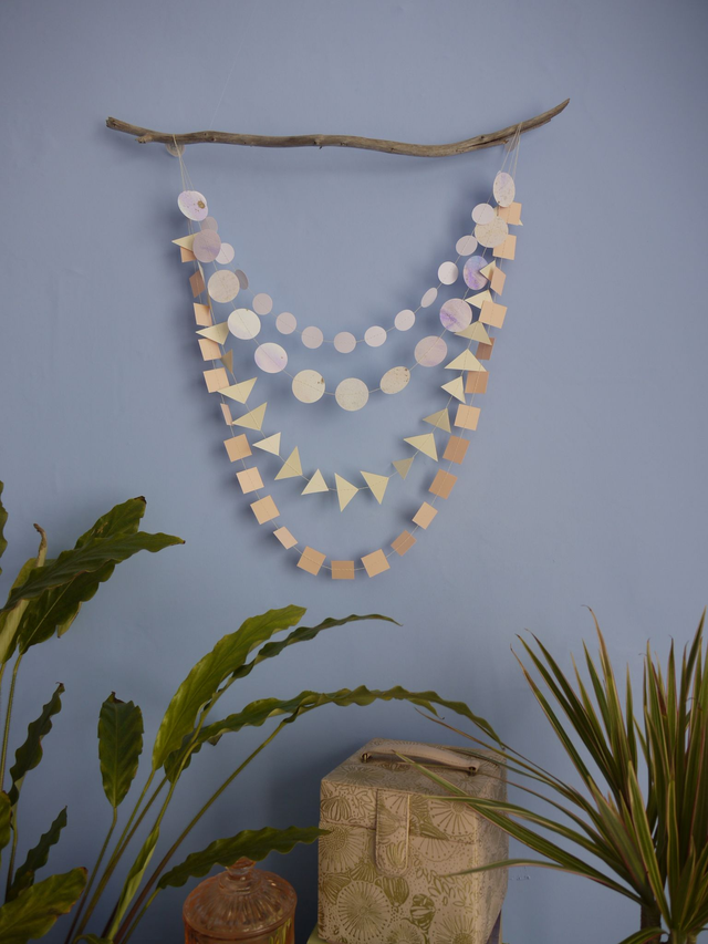 DELYSIA hand-painted multi-strand wall hanging garland