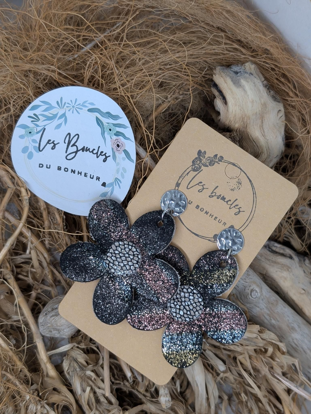 Boucles d&#039;oreilles Baby Marguerite Noir rouge bm004