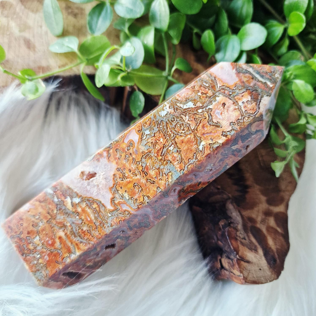 Red Moss Agate Point 368g