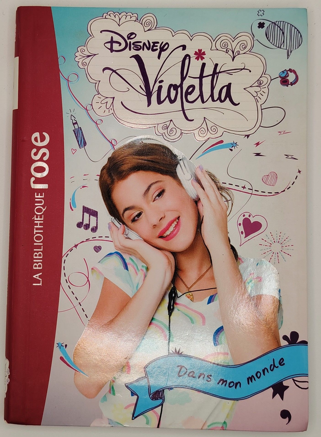 Violetta : Dans mon monde (tome 1)