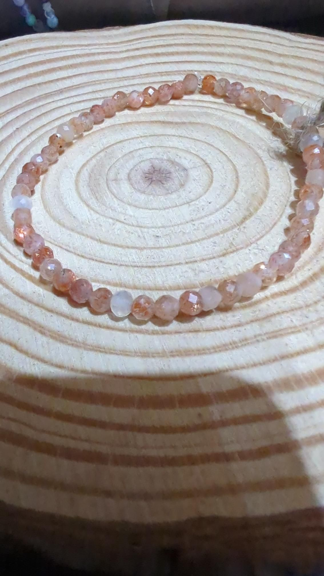 Pierre de Soleil 4 mm