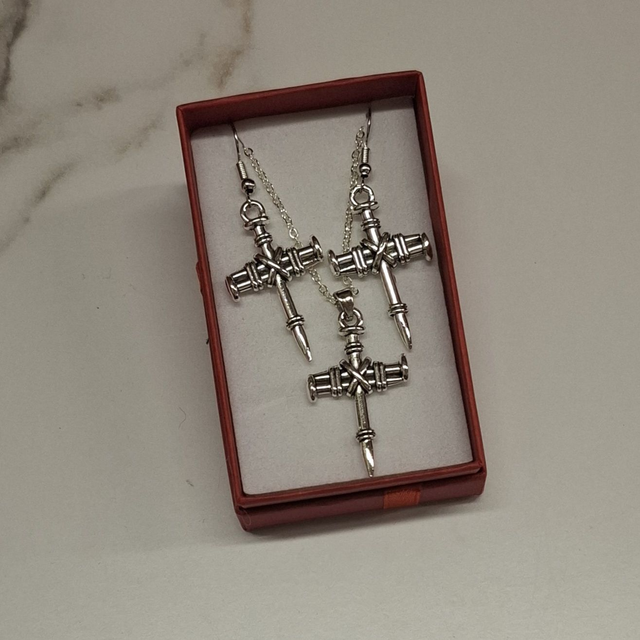 Necklace & Earring Set