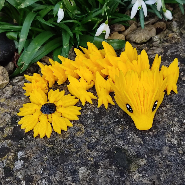 Baby Sunflower Dragon – Cute Articulated Fantasy Figurine &amp; Unique Gift, 3D Printed Baby Sunflower Dragon 