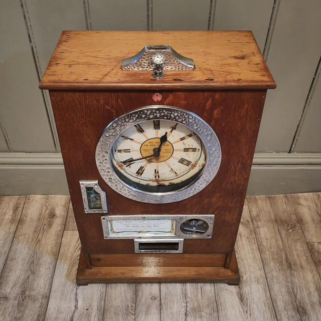 Bryan's Clock Twelvewin Penny Machine