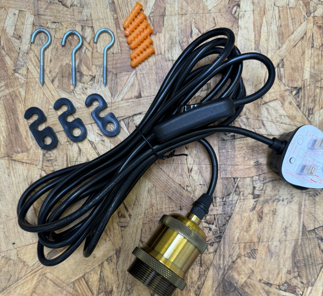 Shade Hanging Kit (Wall Plug-in)