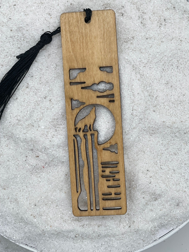 Marque page Loup dans les rocheuses.