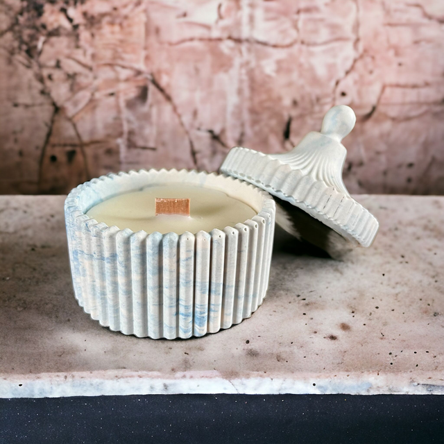 Bougie Parfumée à la cire d&#039;abeille - Parfum Muffin Myrtilles - 75g   