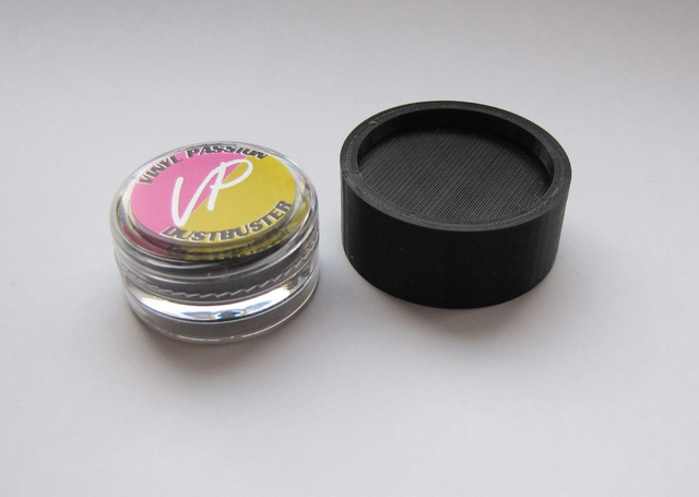 Elevator DustBuster Lifter