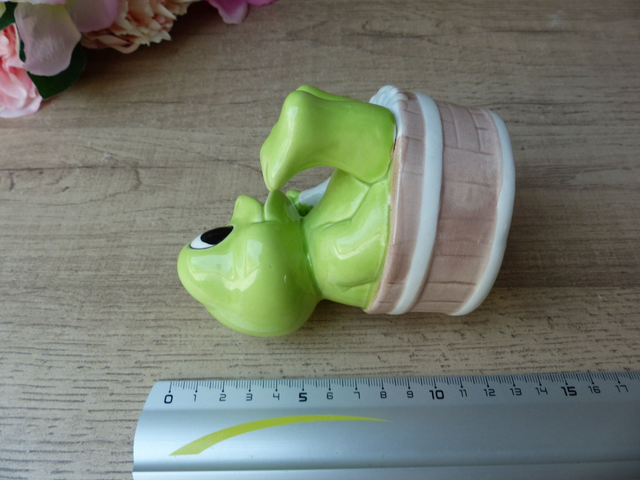 COLLECTION TIRELIRE - Grenouille dans son bain, Tirelire Grenouille Vintage, Figurine grenouille décoration salle de bain, Frog Home Decor