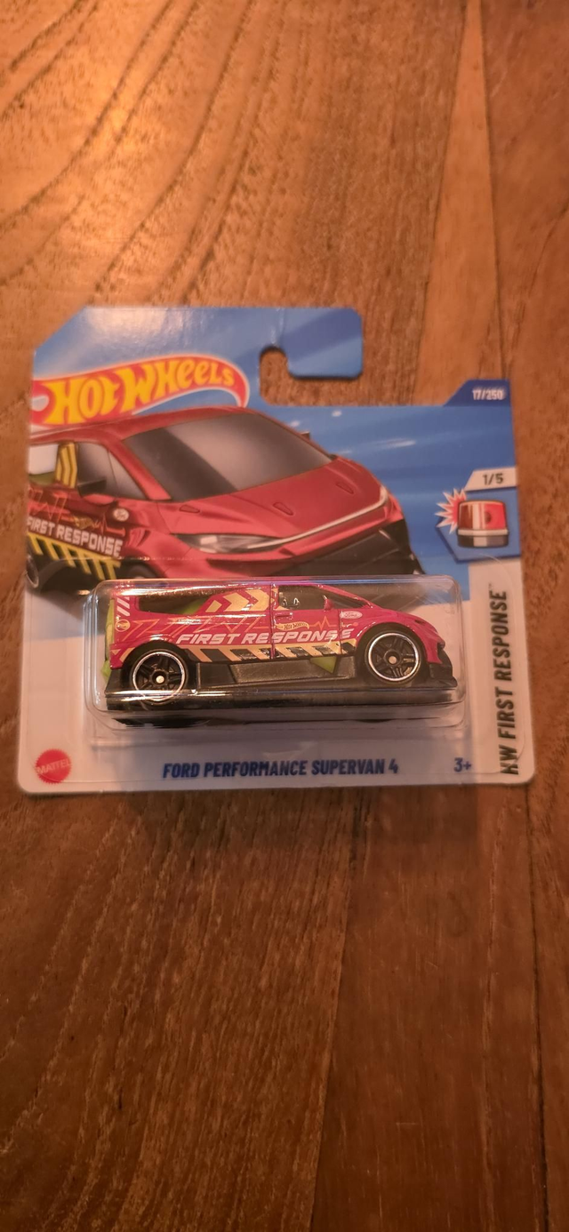Ford performance supervan 4