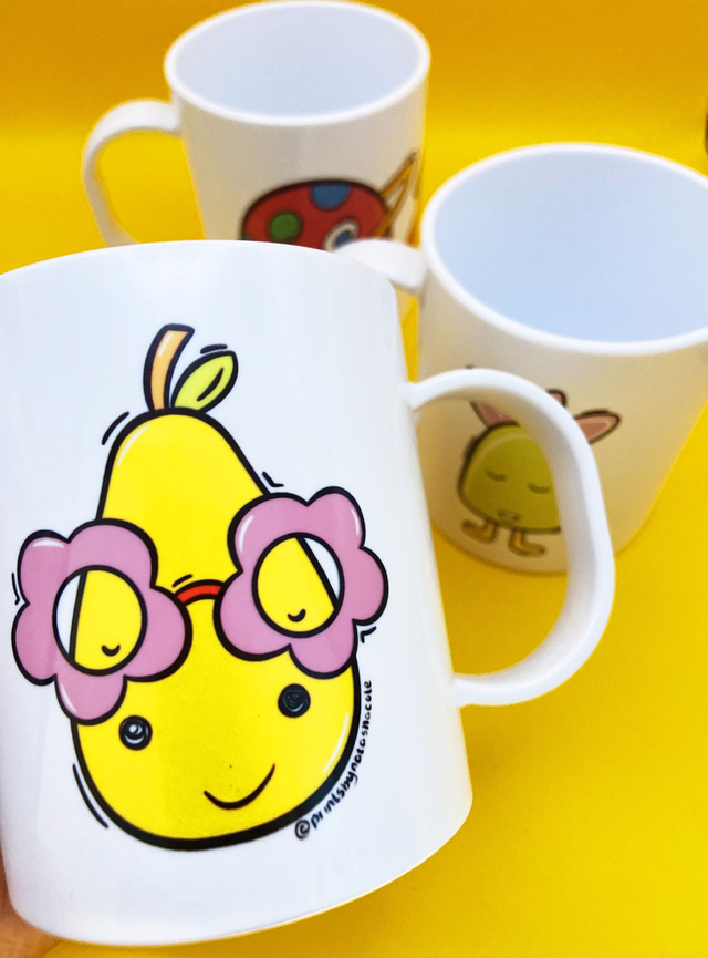 Discontinued happy pear mug - lightweight mug