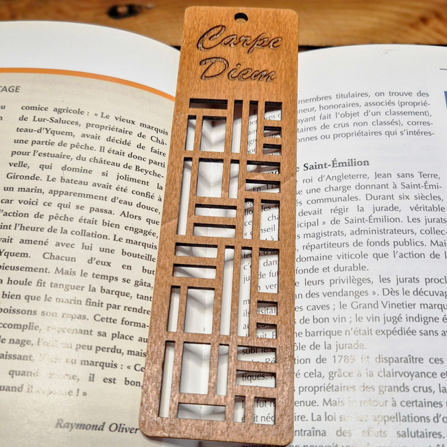 Marque-page décoratif en bois Graver– Découpe laser