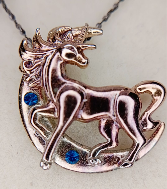 Pendentif Licorne Lunaire